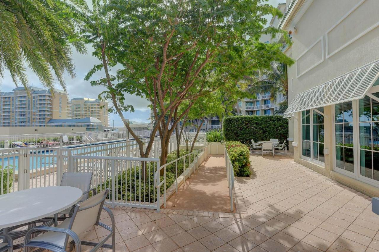 בוינטון ביץ' Apartment In Casa Costa Condo!Beach Pass Included מראה חיצוני תמונה